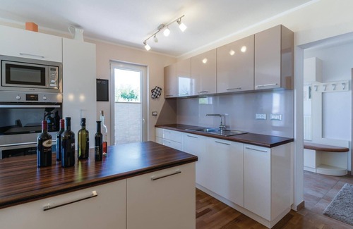 Hrvatini House | 3 bedroom accommodation in Hrvatini