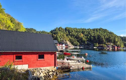 Vinnes House | 3 Bedroom Amazing Home In Reksteren