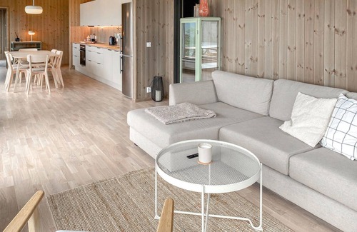 Andalsnes House | 3 bedroom amazing home in åfarnes