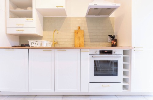 Paray-le-Monial Apartment | 3-bedroom apartment in Paray-le-Monial with AC, WiFi ,SPA and private parking