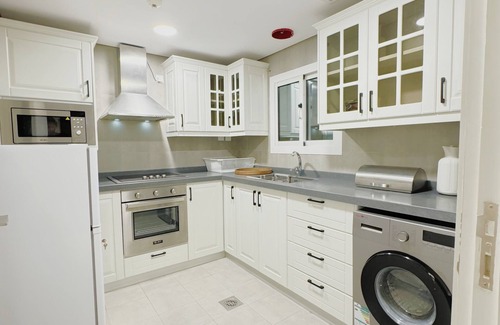 Mecca Apartment | 3-bedroom apartment in brilliant Makkah with AC, WiFi