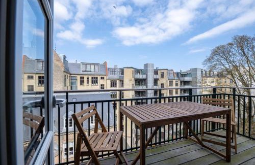 Copenhagen K Apartment | 3 Bedroom Apartment in Lovely Area