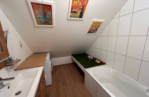 Albaret-le-Comtal Apartment | 3 Bedroom Apartment in Fournels