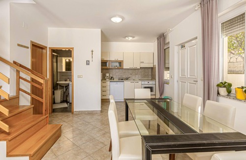Banjol Apartment | 3 bedroom beautiful apartment in Banjol