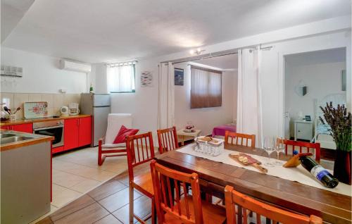 Mirce Apartment | 3 Bedroom Beautiful Apartment In Mirca