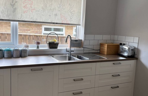 Wylam House | 3 Bedroom bungalow. Sleeps 7. In heart of Northumberland. Central location.