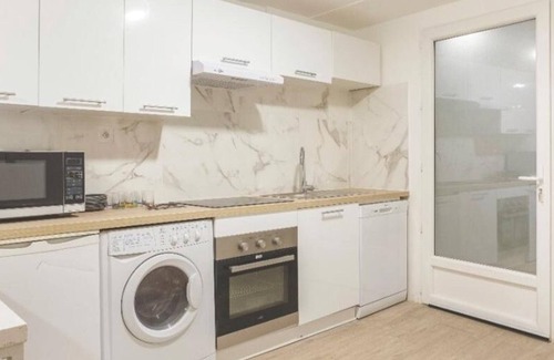Strasbourg -Saint-Denis Apartment | 3-bedroom central apartment 10 travellers