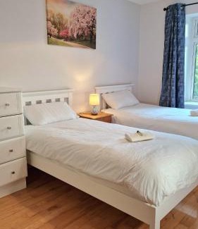 Galway City Centre Apartment | 3 Bedroom City Centre Property