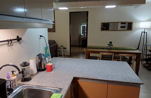 Mandurriao Condo | 3-bedroom condo in the heart of Iloilo City with pool, fitness room, WiFi