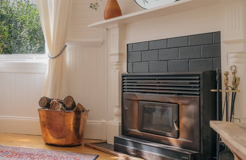 Armidale Cottage | 3 Bedroom cottage in the centre of Armidale