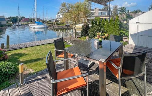 Lemmer House | 3 Bedroom Cozy Home In Lemmer