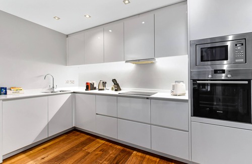 Bloomsbury Apartment | 3 Bedroom Family Apartment With Private Terrace
