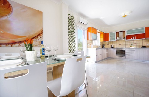 Kamisiana House | 3-bedroom Geas House Ammos