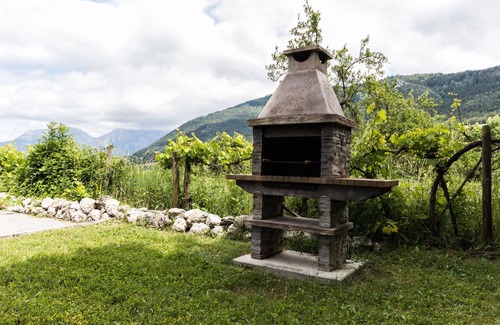 Lalley Apartment | 3 bedroom gite "Châtel" with Jacuzzi-Sauna in Trieves Vercors