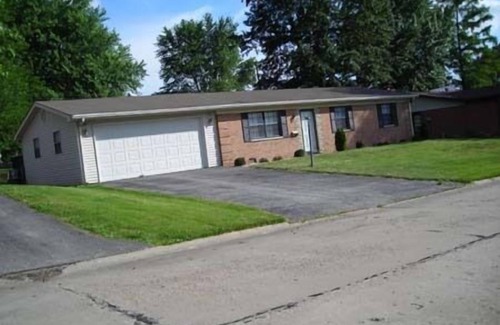 Shiloh House | 3 bedroom home near St. Louis