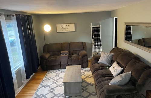 West Irondequoit House | 3 Bedroom home near water.