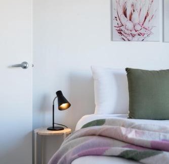 Prospect Vale House | 3 Bedroom Home: Parking & WiFi