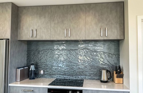 Kawarau Falls House | 3 Bedroom home with spa in Jacks Point