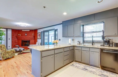 Candler-McAfee House | 3-bedroom house in peaceful Decatur with WiFi, AC