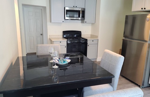 Middletown House | 3-bedroom house in tranquil Middletown with WiFi, AC. Enjoy your stay