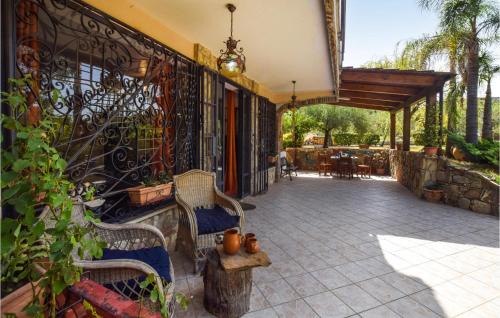 Partinico House | 3 Bedroom Lovely Home In Borgetto