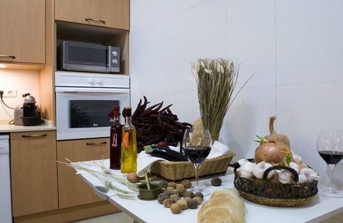 Dreta de l'Eixample Apartment | 3 BEDROOM LUXURY FLAT IN SAFE RESIDENTIAL BARCELONA CENTER