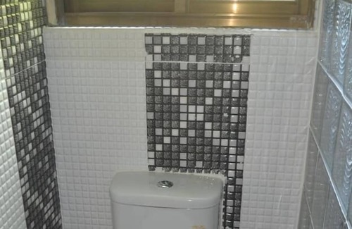 Amitie House | 3 BEDROOM - MAIN HOUSE - MY OZI PERL