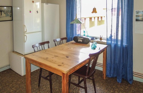 Markaryd Municipality House | 3 bedroom nice home in Strömsnäsbruk