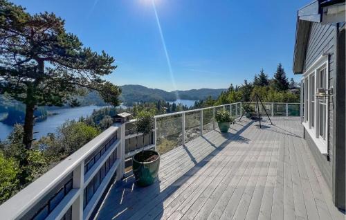 Lyngdal House | 3 Bedroom Nice Home In Lyngdal