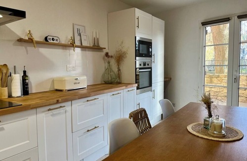 Bize-Minervois House | 3 Bedroom Private vacation home in Bize-Minervois