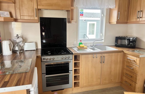 Stepps House | 3 Bedroom Self-Catering Static Caravan near Glasgow City Centre