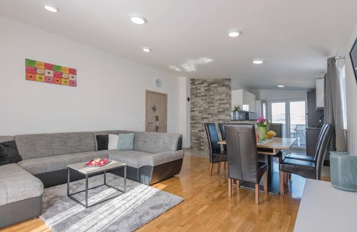 Grubine House | 3 bedroom stunning home in Poljica