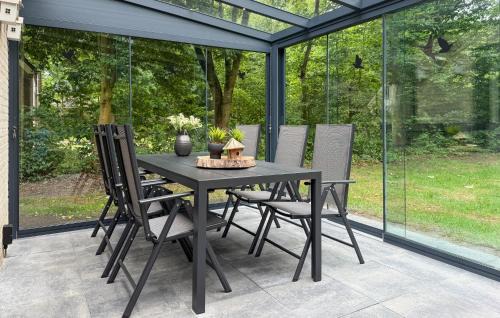 Hoeven House | 3 Bedroom Stunning Home In Hoeven