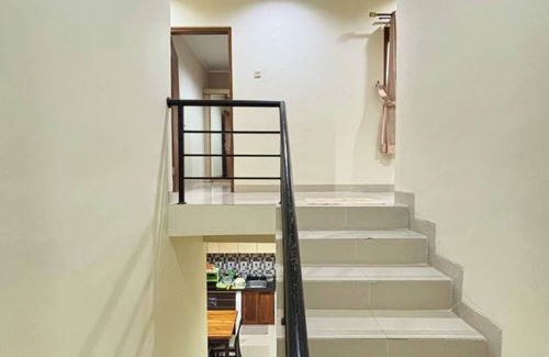 Central Yogyakarta Villa | 3-bedroom villa with AC, WiFi in fabulous Mantrijeron, Jogja