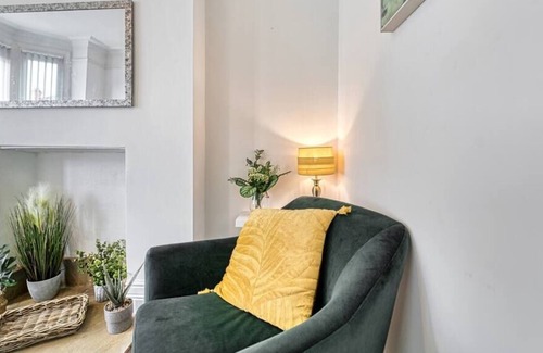 Shelsley Beauchamp House | 3 bedroom Worcester Home with Garden