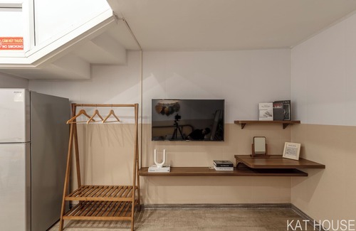 Old Quarter House | 3 Bedrooms With Lots of Natural Light, Old Quarter