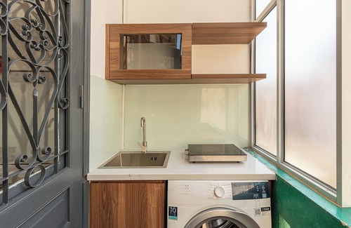 Old Quarter House | 3 Bedrooms With Lots of Natural Light, Old Quarter