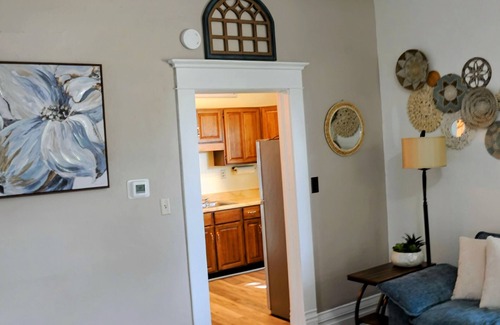 Bourbon House | 3-BR + Firepit, Coffee Bar & Grill