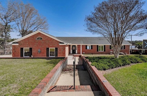 Leesville House | 3 BR Lakefront house w/dock at Lake Murray, Family, Fishing, Fun!