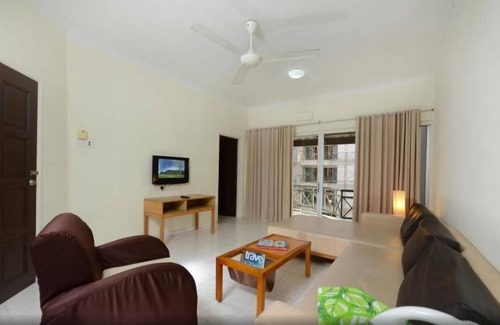 Kuala Teriang Apartment | 3 BR Perfect for Family Getaways - Beach