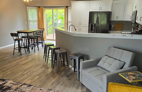 Sioux Falls House | 3-BR vacation home w/large entertaining areas: Sleeps 11, 5 miles to Falls Park
