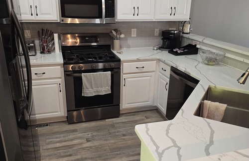 Sioux Falls House | 3-BR vacation home w/large entertaining areas: Sleeps 11, 5 miles to Falls Park