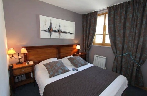 Honfleur Hotel | 3 guest rooms for 2 people perched in an unusual house