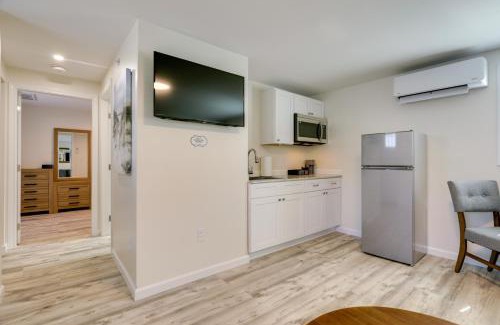 Wareham Apartment | 3 Mi to Beach and Pier Pet-Friendly Cape Cod Apt!