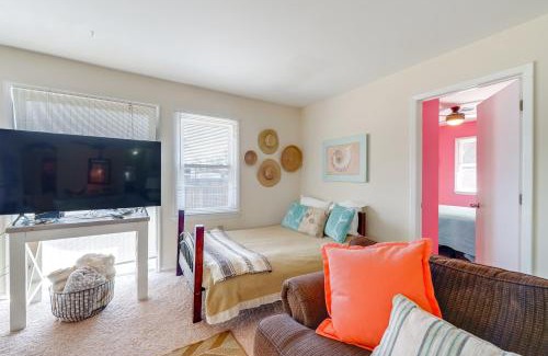 Hampstead House | 3 Mi to Beach Home with Fire Pit in Hampstead!