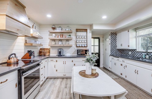 Callender House | 3 Mi to Golf & Wineries: Arroyo Grande Home!