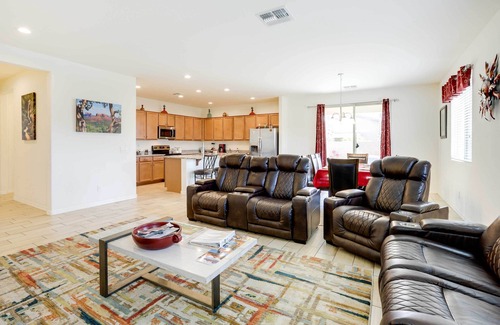 Canyon Trails West House | 3 Mi to Goodyear Ballpark: Desert Den w/Pool