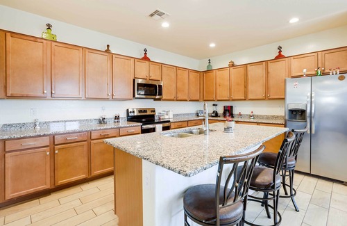 Canyon Trails West House | 3 Mi to Goodyear Ballpark: Desert Den w/Pool