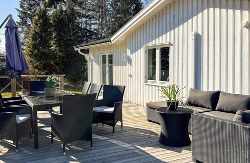 Faerentuna House | 3 person holiday home in FäRENTUNA