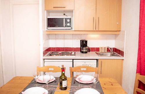 Puy-Saint-Vincent Apartment | 3-Room Apartment for 6 with Balcony in Puy-Saint-Vincent, Near Ski Slopes